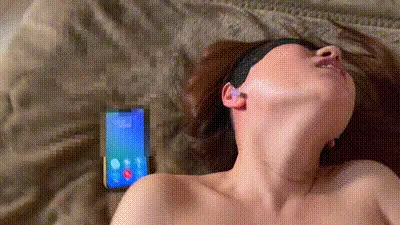 妻が彼氏とテレフォンセックス中にバレないように生ハメ　ディルドオナニーと偽り本当は生チンポ-hikarun1224 动图预览