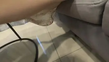 可爱睡衣下美乳胸部完全暴露的角度♡从下方舔舐遍的新式亲热视频♡／日本素人-aoimaria117