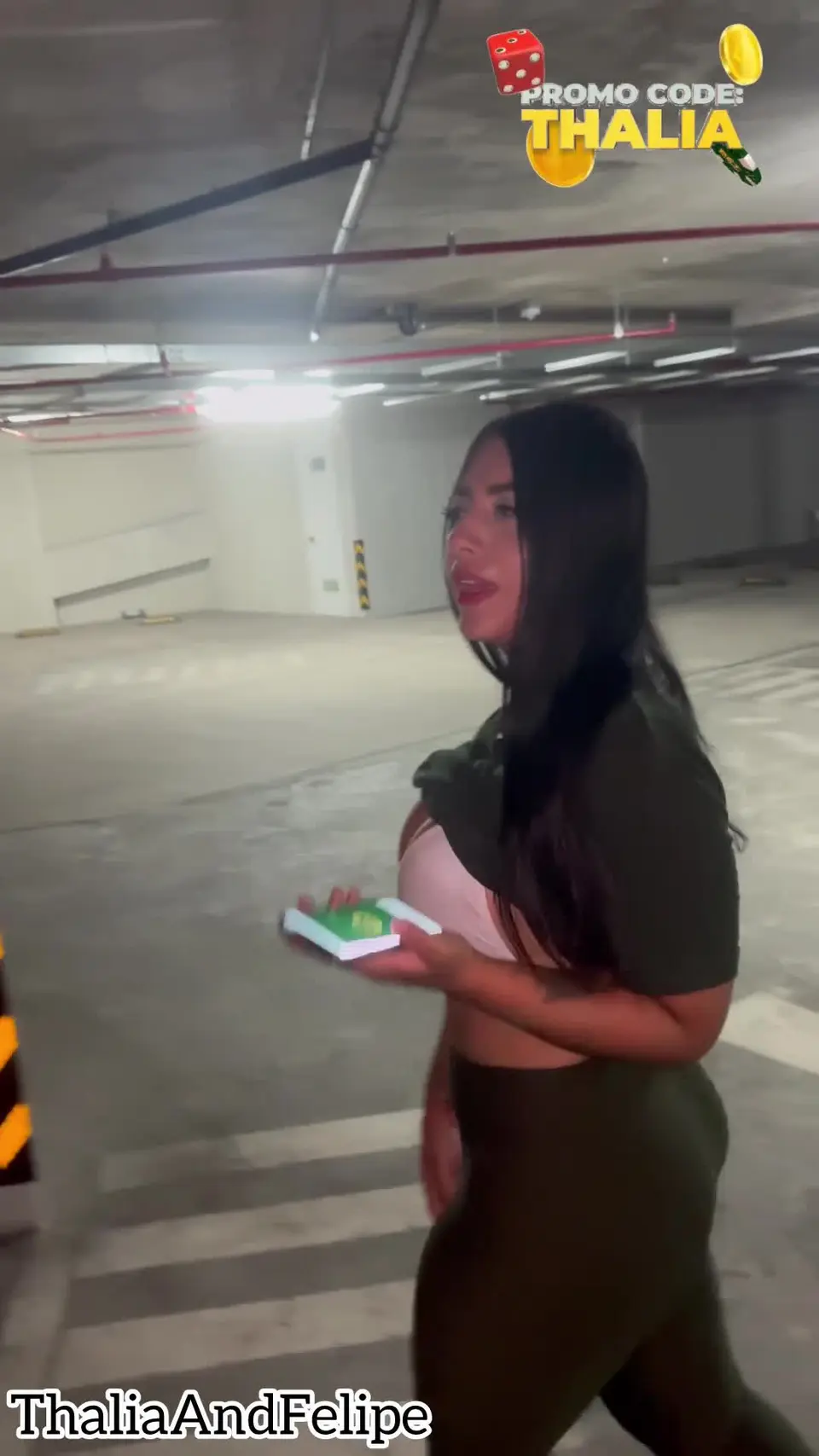 La Chica Del Gimnasio Con Culo Perfecto Es Follada Por un desconocido en el parqueadero. Betwinner-thalia and felipe