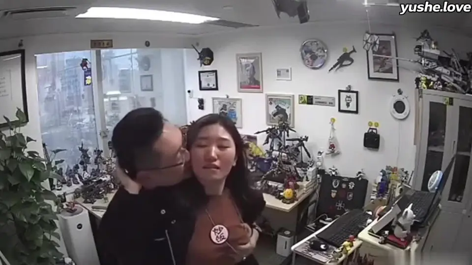 真实监控泄密，强上小姨子 -精品力荐 真实监控泄密，强上小姨子