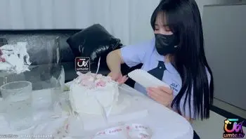 生日当天外卖小哥将我的蛋糕打翻！只能用他的肉棒偿还～-sakuracandy
