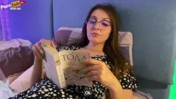 继母已经很久没有性生活了，决定不拒绝这个年轻的继子。-alina rai