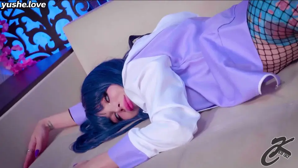 REAL SHAKING ORGASM with a huge dildo - HINATA UZUMAKI-ksu colt