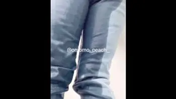 【ジーパンおしっこおもらし】#omorashi #peeaccident #desperation wetting #pee desperation-omomochan