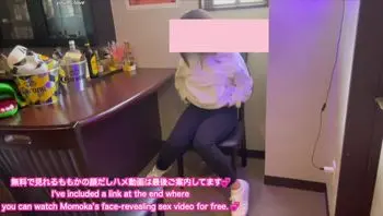 ガールズバーのお店を開ける前に誰もいないことを確認して溜まってた性欲をここで発散してオナニーしてしまいました…-momo131313